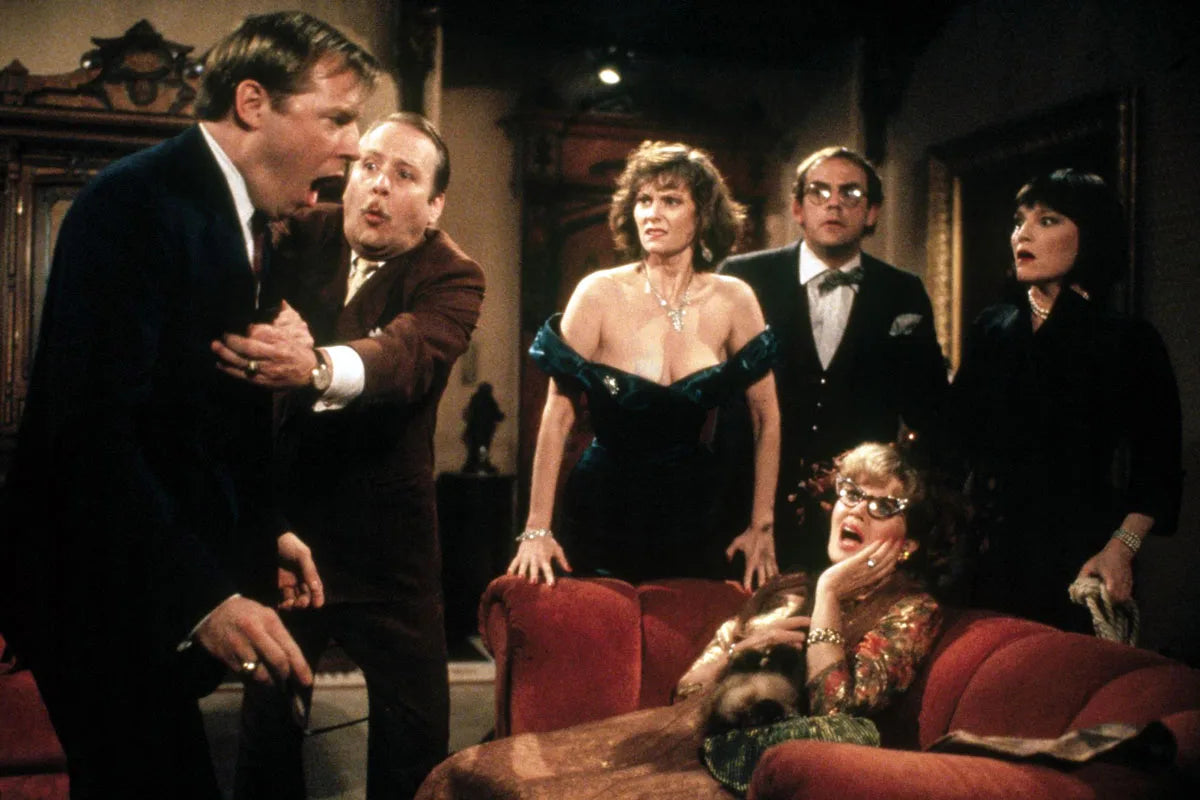 CLUE (1985) Tim Curry,Madeline Kahn,Christopher Lloyd,Michael McKean,Martin Mull,Lesley Ann Warren - RARE DELETED DVD ONLY NO CASE