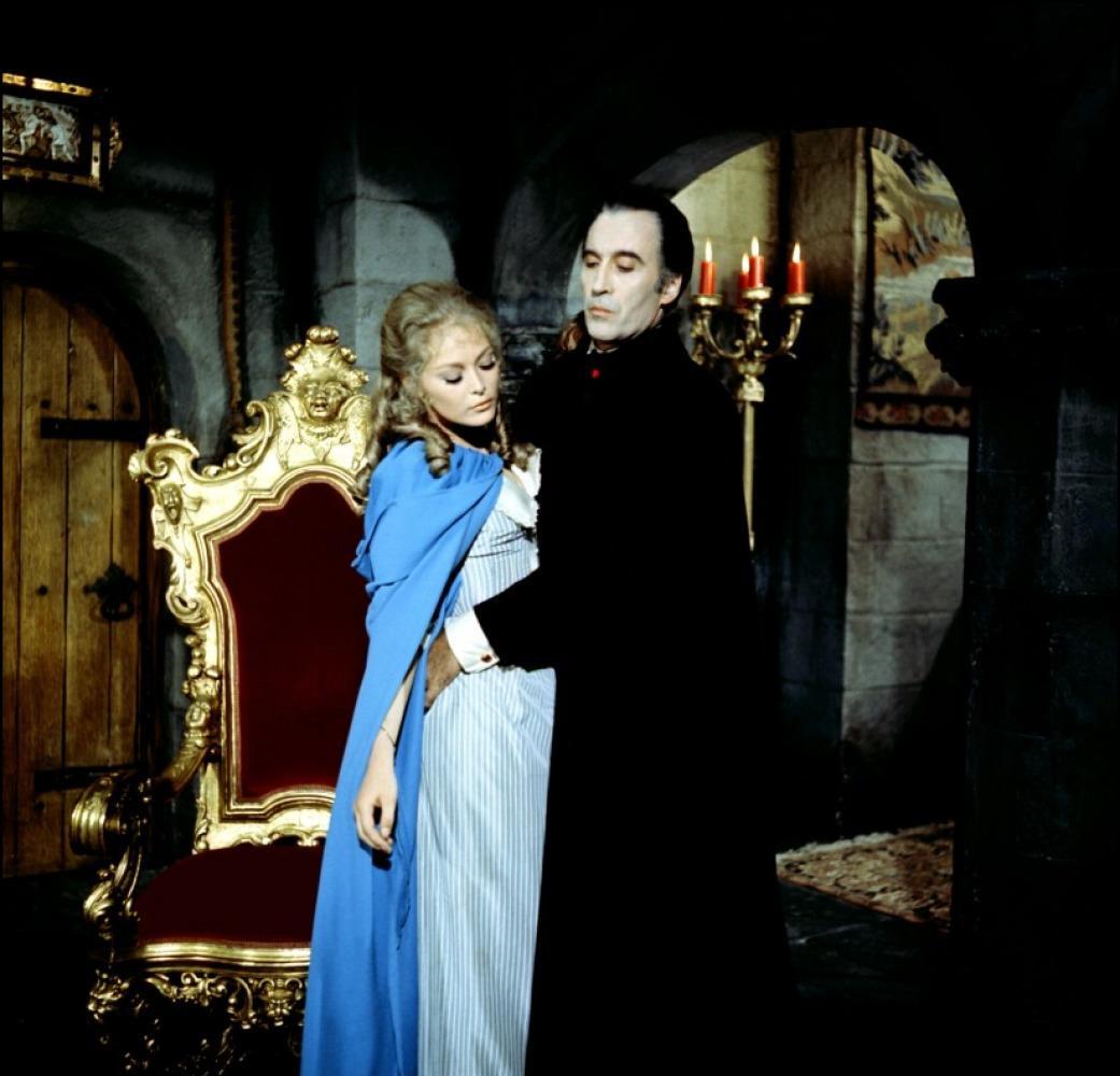 SCARS OF DRACULA (1970) Christopher Lee,Patrick Troughton,Dennis Waterman,Jenny Hanley,Michael Gwynn,Michael Ripper - PUBLIC DOMAIN DVD ONLY NO CASE