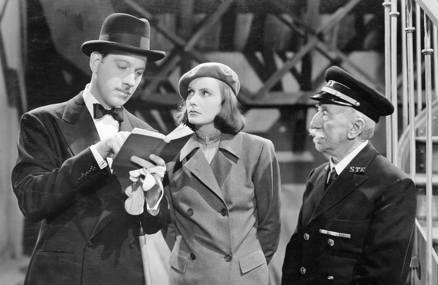 NINOTCHKA (1939) Bela Lugosi, Edwin Maxwell, Greta Garbo, Ina Claire, Melvyn Douglas - PUBLIC DOMAIN DVD ONLY NO CASE