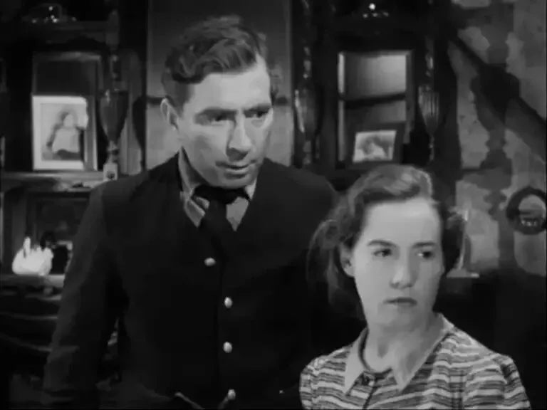 TEMPTATION HARBOUR (1947) Robert Newton, Public Domain DVD NO CASE RARE !