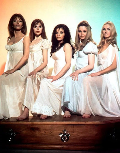 THE VAMPIRE LOVERS  (1970) Ingrid Pitt - Public Domain Movie DVD NO CASE